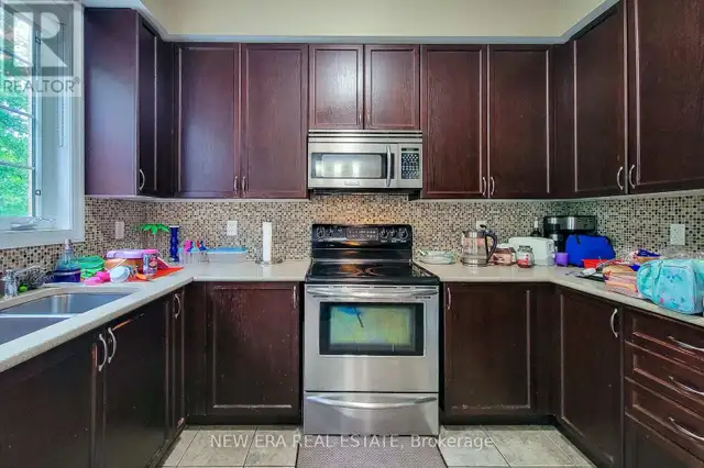 128 MONTREAL CIRCLE Hamilton (Winona Park), Ontario in Houses for Sale in Hamilton - Image 20