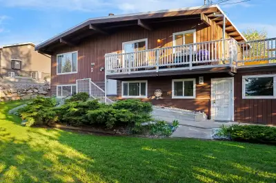 Check out this family home with mortgage helper suite. 5 bedroom plus den, 3 bathroom home. Use for...