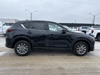 AMVIC Licensed Dealer * Leather Seats * Heated Front Seats * Heated Steering Wheel * Cruise Control... (image 8)