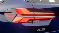 BMW Laval présente la toute nouvelle* BMW X5 xDrive40i 2026*. Une combinaison de puissance, confort... (image 9)