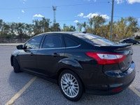 2014 FORD FOCUS TITANIUM EDITION FULLY LOADED NAVIGATION SONY AUDIO HEATED LEATHER SEATS REV CAM SUN... (image 3)
