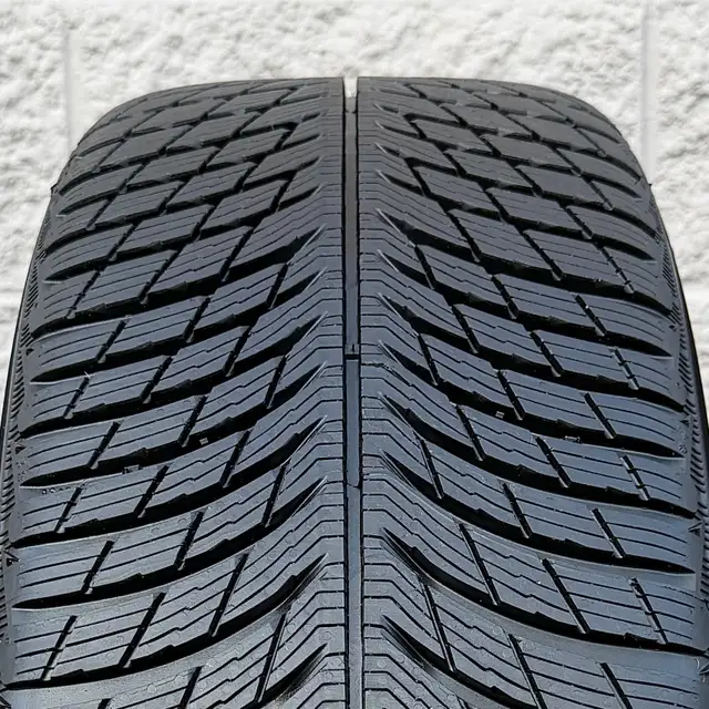 (NEW) 4x Porsche Macan EV Electric 21" OEM Winter Wheels Package in Tires & Rims in City of Toronto - Image 10