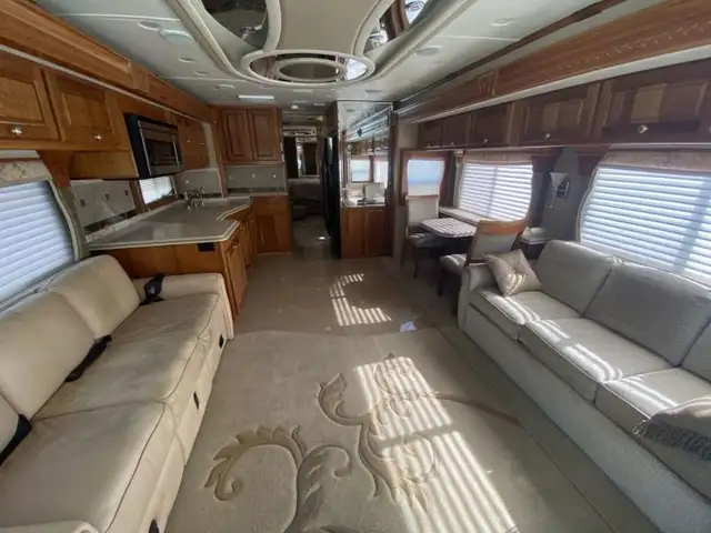 2006 Holiday Rambler Navigator 43PBQ in RVs & Motorhomes in Kelowna - Image 8