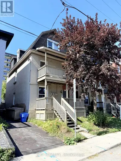 Prime Glebe/Little Italy 5CAP: Triplex 446 Cambridge Street South, Ottawa. Discover exceptional inco...