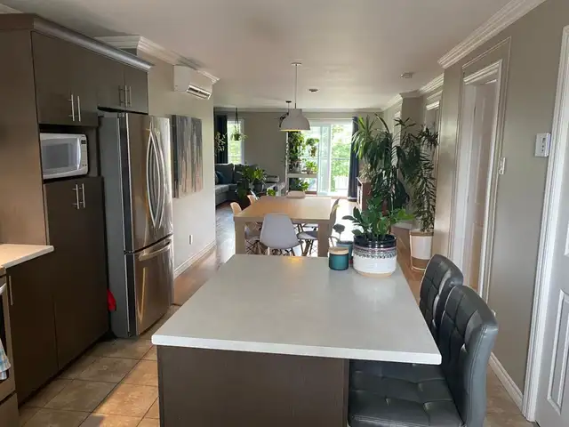 Grand 5-1/2 lumineux avec beaucoup de rangement in Long Term Rentals in Trois-Rivières - Image 3