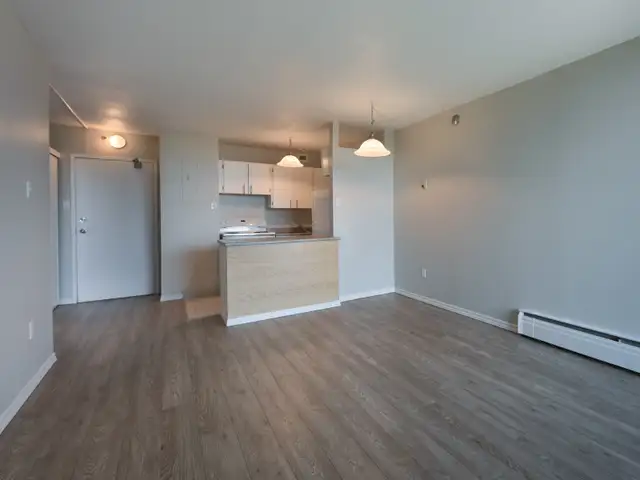 WOW! LARGE 3 BEDROOM - DOWNTOWN HALIFAX in Long Term Rentals in City of Halifax - Image 8