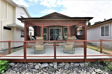 16 Lakeshore Drive Vernon BC V1H 2A1 in Houses for Sale in Vernon - Image 3