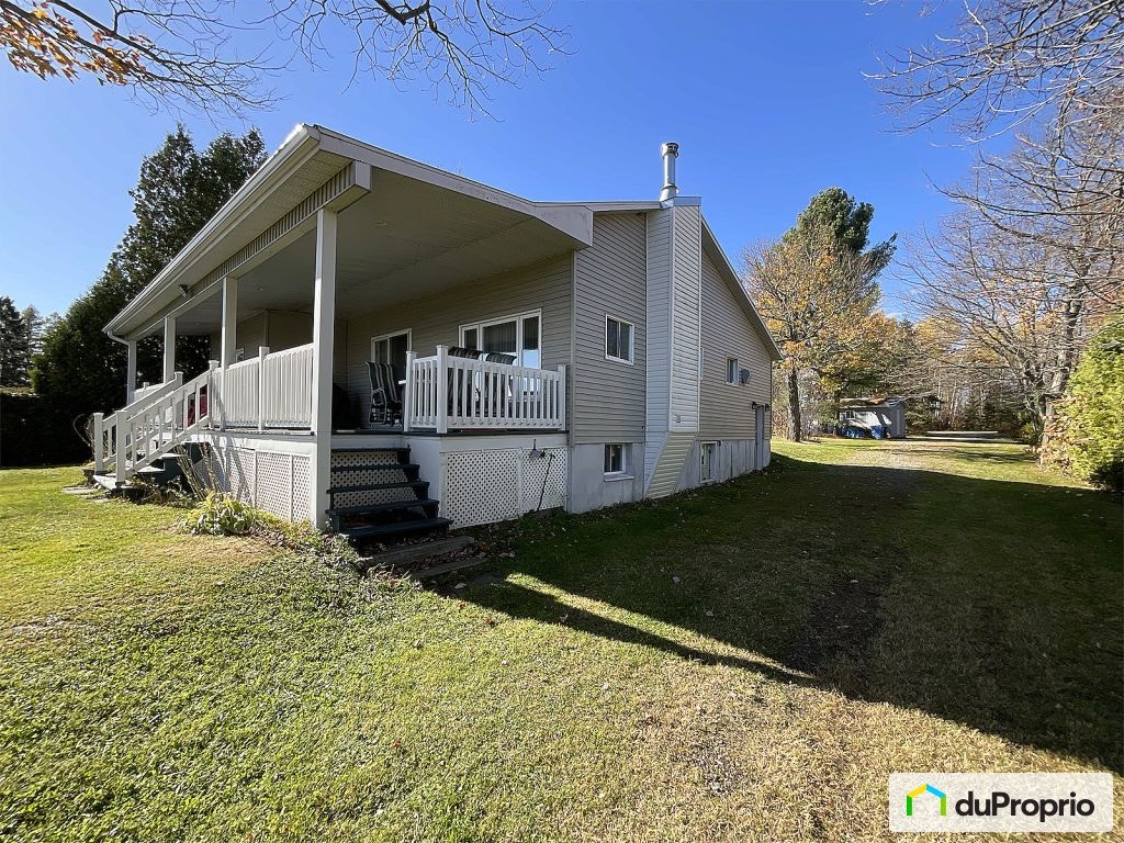 $389,000 - Cottage for sale in Shawinigan (Lac-A-La-Tortue) — photo 3