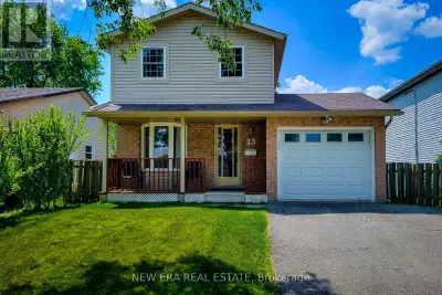 Welcome to this beautifully maintained 2-storey home, ideally situated in a quiet, family-friendly n...