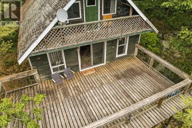 78 TAYLOR ISLAND Gravenhurst (Muskoka (S)), Ontario63006663398529122