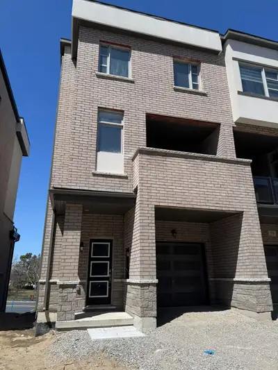 3Bedroom Brand New Townhouse for Rent