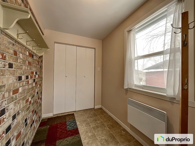 $400,000 - 2 Storey for sale in Beauport — photo 2