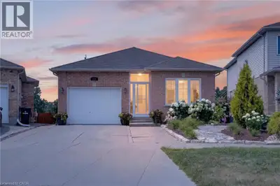 BUNGALOW WITH IN-LAW POTENTIAL: Located in a sought after, family-friendly neighborhood; this fully...