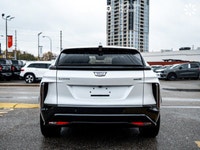 All purchasers receive a CarHub Rewards Card for $1000 towards service! Rear Wheel Drive,Keyless Sta... (image 6)