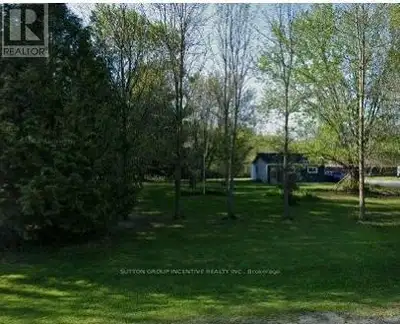 Attention Investors, Developers & Handy Homeowners! Welcome to 4067 Airport Rd., Ramara - a charming...