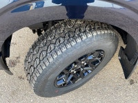 2.7L ECOBOOST! HEATED POWER CLOTH FRONT SEATS! REMOTE START! 12" TOUCHSCREEN WITH APPLE CARPLAY! ADA... (image 9)