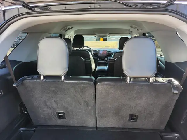 Ford Explorer Limited 20226063876509643673612