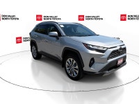 *Rates may vary based on your credit. Engine: 4 Cylinder Engine 2.5L L/100Km City: 9.5 L/100Km Hwy:... (image 1)