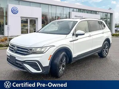 Dealer Certified Pre-Owned. This Volkswagen Tiguan boasts a Intercooled Turbo Regular Unleaded I-4 2...