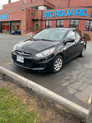 2012 Hyundai Accent GL