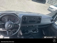 Le Programme Certifié Étoile Mercedes est en option. Les véhicules certifiés sont couverts par une G... (image 9)