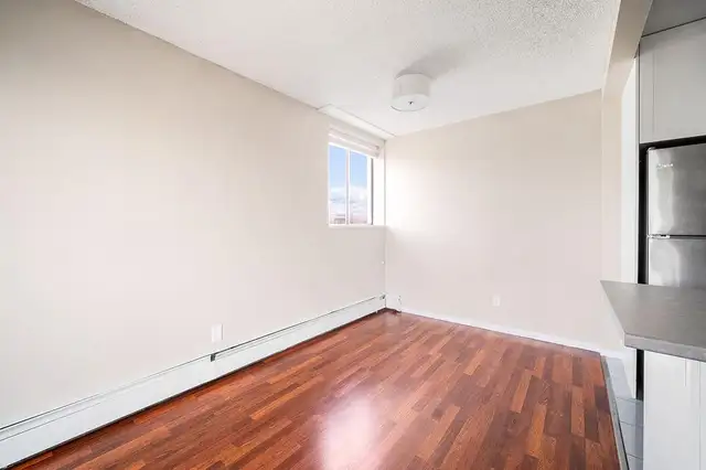 1 Bedroom Den Apartment for Rent - 737 Carnarvon Street in Long Term Rentals in Burnaby/New Westminster - Image 10