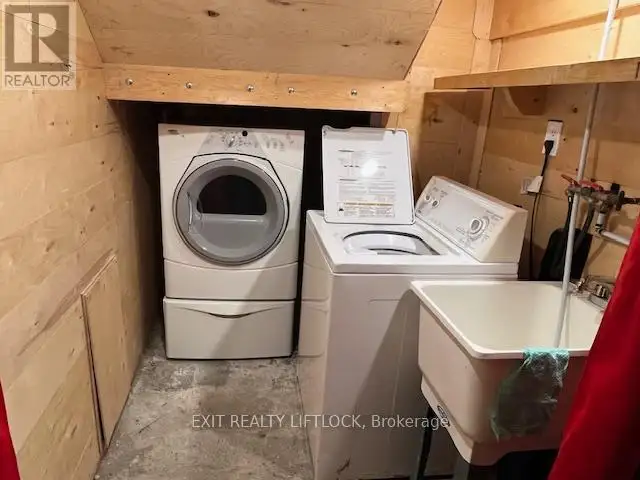 550 RAYMOND STREET Peterborough (Northcrest Ward 5), Ontario in Long Term Rentals in Peterborough - Image 10