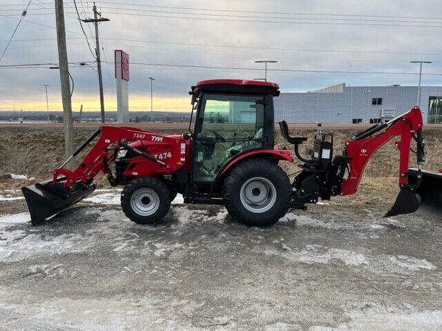 **TRACTOR SPECIAL** TYM 474GC Tractor Loader/ Backhoe in Farming Equipment in Cape Breton - Image 2