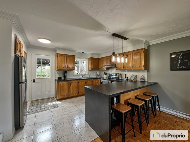 $499,000 - 2 Storey for sale in Sherbrooke (Rock Forest) dans Maisons à vendre  à Sherbrooke - Image 2
