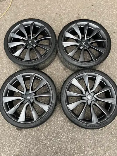 OEM Tesla Model 3 20" Wheel & Tire Set Michelin Pilot Sport 4S (235/35R20) Vehicle Fitment: Tesla Mo...