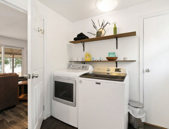 27 Crooked Lake - Stunning Lakefront Home for Rent - Short Term  in Long Term Rentals in Bridgewater - Image 14