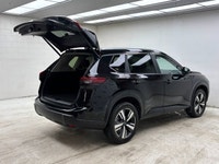 Looking for a low mileage, very well equipped SUV with lots of factory warranty remaining? Check out... (image 7)