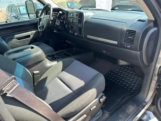 Chevrolet Silverado 1500 LT 20136027698597436006413