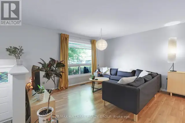 8 - 405 MONTFORT STREET Ottawa, Ontario62863761211266123