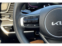 2024 Kia Sportage LX The 2024 Kia Sportage LX is a compact SUV that blends modern design, advanced s... (image 7)