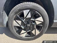 Command the city and highway alike with the 2024 Hyundai Kona Preferred. This Sport Utility, finishe... (image 8)