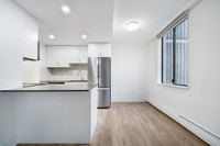 Governor's Square at 945 Jervis Street boasts spacious, modern bachelor, 1 & 2 bedroom suites includ... (image 3)