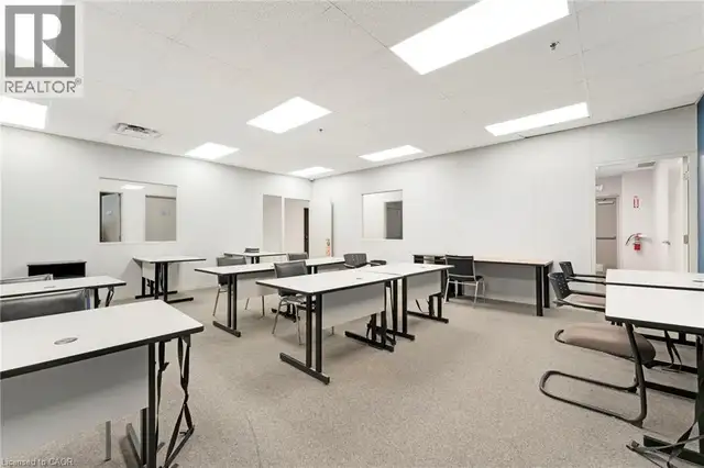 2189 SPEERS Road Oakville, Ontario in Commercial & Office Space for Rent in Oakville / Halton Region - Image 8