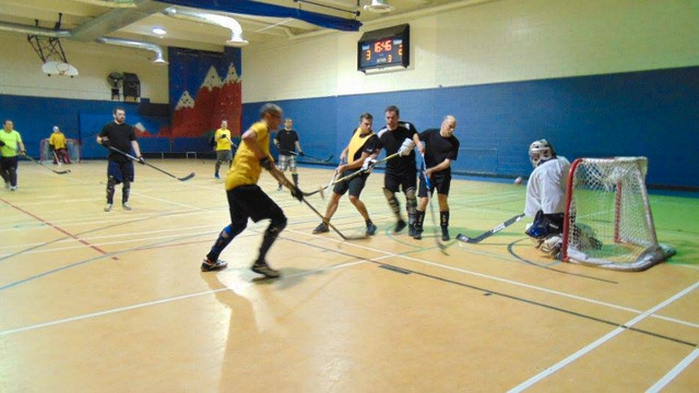 Hockey COSOM dimanche apres midi/Sunday afternoons dans Équipes sportives  à Ville de Montréal