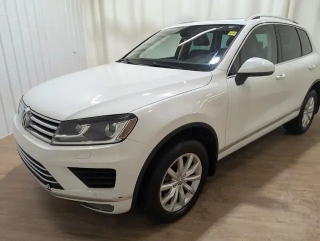 2015 Volkswagen Touareg 3.6L Comfortline Bluetooth | Heated S... in Cars & Trucks in Calgary - Image 4