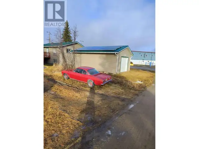 806 4TH AVENUE McBride, British Columbia in Houses for Sale in Quesnel - Image 31