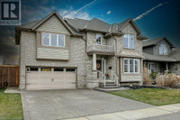 676 NORMANDY Drive Woodstock, Ontario