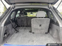 This Audi Q7 has a strong Intercooled Turbo Premium Unleaded I-4 2.0 L/121 engine powering this Auto... (image 8)