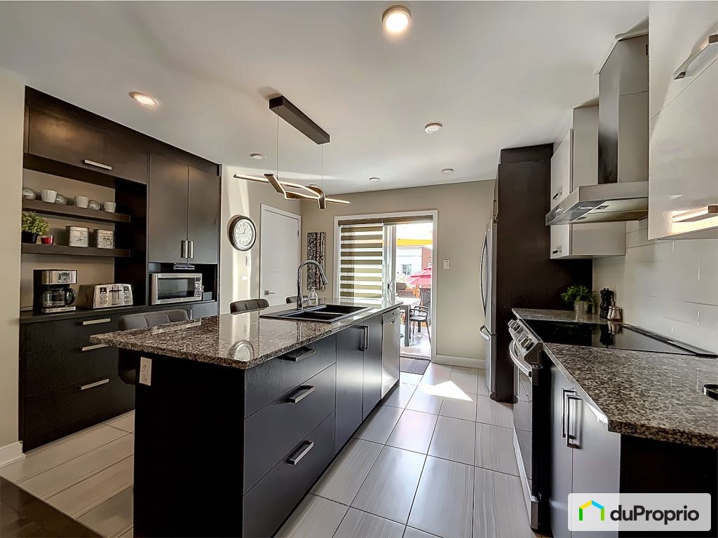 $656,600 - Semi-detached for sale in Longueuil (Vieux-Longueuil) — photo 2