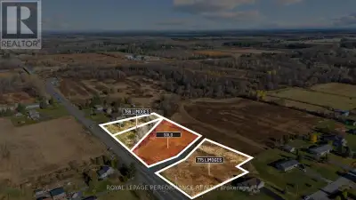 Presenting 1.08 acres of prime commercial land, perfectly situated in the growing town of Limoges! F...