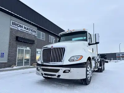 2020 international LT625 Heavy Spec Cummins Power 389613 Km - 525 Hp X15 Cummins - 18 Speed Eaton Ul...