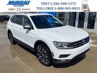 2020 Volkswagen Tiguan 4Motion. Adaptive Cruise Control. Alloy Wheels. Apple CarPlay/Android Auto. B... (image 3)