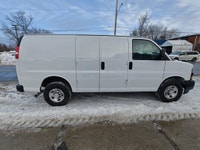 WOW! EXTRA-EXTRA CLEAN INSIDE AND OUT, 2500 3/4 TON CARGO VAN, CLEAN CARFAX HISTORY, A/C, REARVIEW C... (image 7)