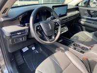 This Executive Driven Lincoln has been carefully driven by one of our employees or as a courtesy ser... (image 3)