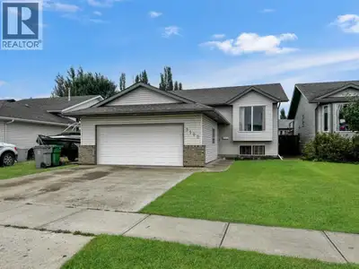 Welcome to this spacious 6-bedroom, 3-bathroom bi-level located in desirable Parkview Estates, just...
